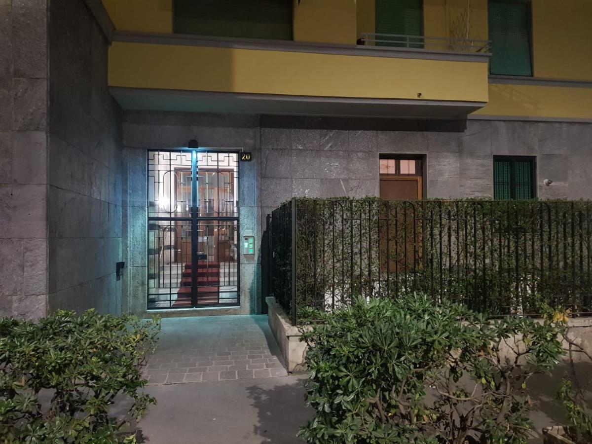 Smart Apartment Central Station ميلان المظهر الخارجي الصورة