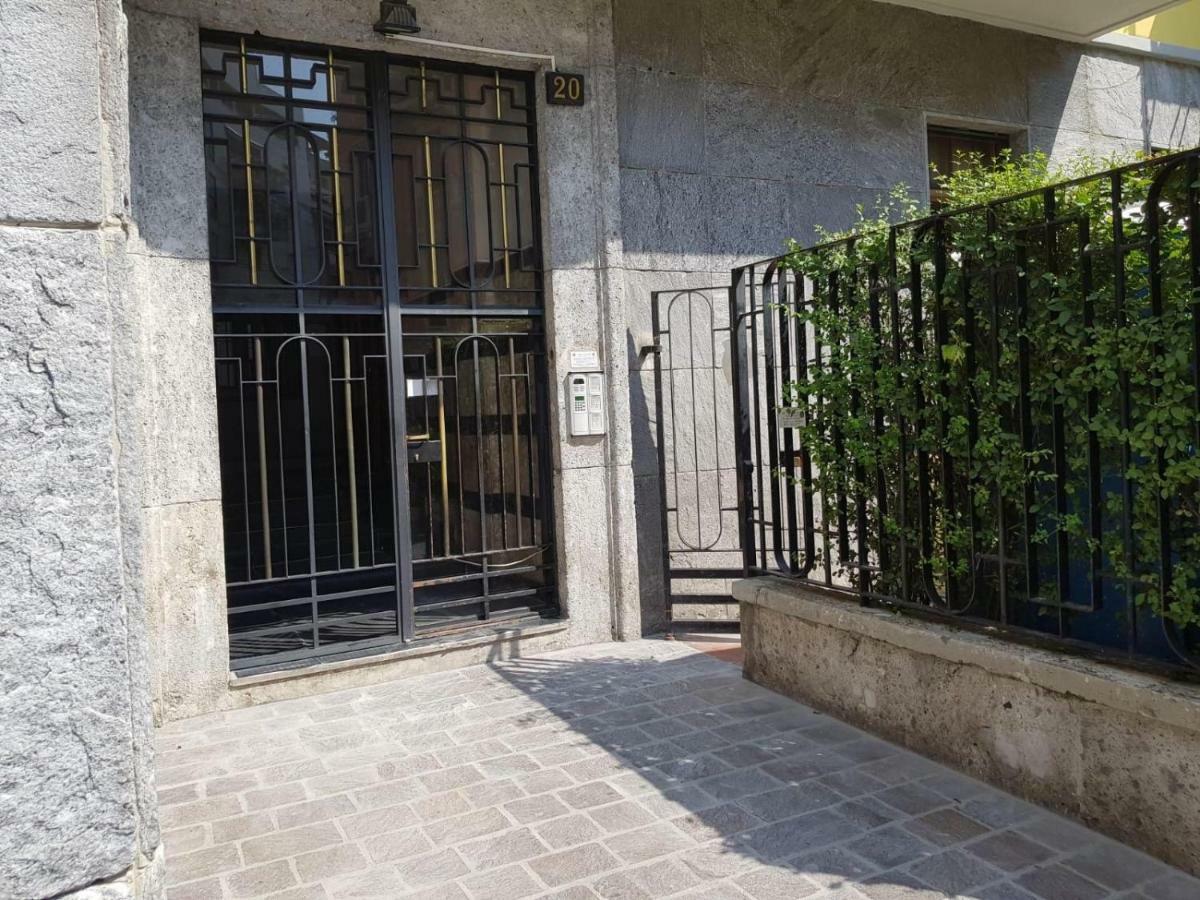 Smart Apartment Central Station ميلان المظهر الخارجي الصورة